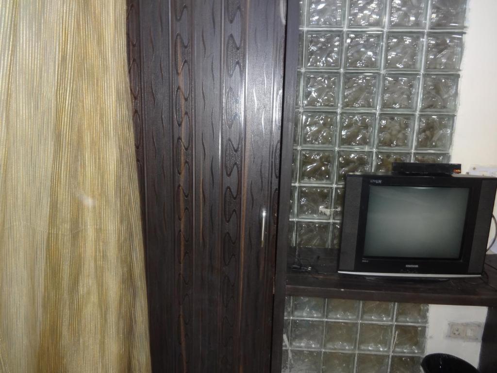 Hotel Surya Plaza New Delhi Buitenkant foto